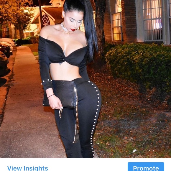 Fashion Nova Other - Two piece Fancy Pearl Set